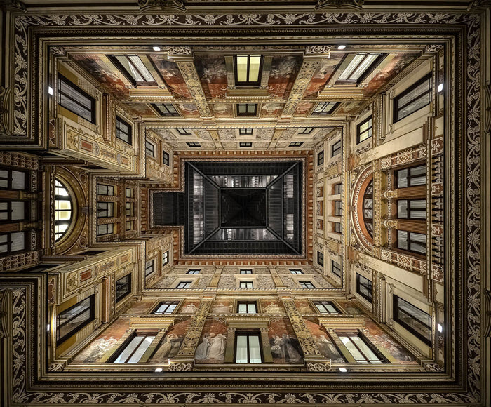 Galleria Sciarra archival giclée print by Renate Reichert