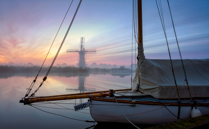 Norfolk Broads Mist by Steve Docwra